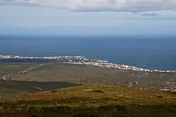 Blick auf De Kelders vom Grootbos Private Nature Reserve aus
