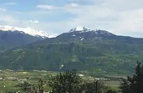 Sicht über das Rhonetal zum Dent de Nendaz mit dem Taleinschnitt der Printze (links)