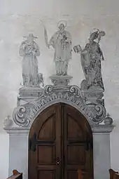 Frühbarocke Portalmalerei an der Kirche Altheim, um 1600.