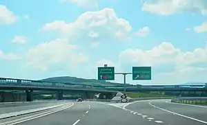 Das Dreieck von der D1 gesehen, Fahrtrichtung Michalovce/Uschhorod