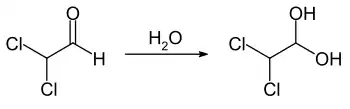 Hydrolyse von Dichloracetaldehyd zu Dichloracetaldehyd-Monohydrat
