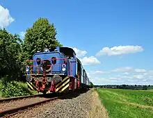 Diesellokomotive MaK G 320 B mit Museumszug