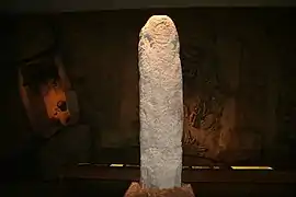 Der Original-Menhir im Landesmuseum für Vorgeschichte