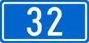 D32