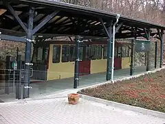 Fahrzeug in der Talstation