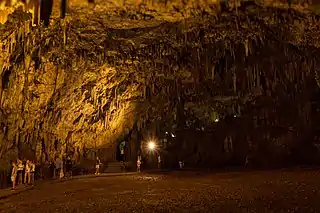 Der große Saal der Drogarati-Höhle