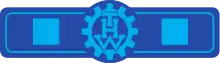 Blaues Rechteck mit hellblauem Rahmen: Mittig das THW-Logo aus Buchstaben und Zahnrad, links und rechts ein gleichfarbiges Quadrat