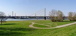Rheinbrücke Neuenkamp