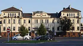 Das Hauptgebäude im Jahr 2018