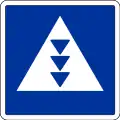 E.5.7 Liegestelle für ein Fahrzeug der Schub­schifffahrt, das drei blaue Lichter nach §&nbsp;3.14 Nr.&nbsp;3 bzw. drei blaue Kegel nach §&nbsp;3.32 Nr.&nbsp;3 führen muss