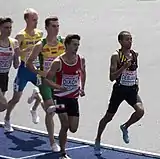 Harvey Dixon (rotes Trikot) – Rang&nbsp;zwölf