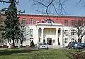 Sashalom: Gebäude der EMG