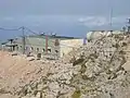 Militärische Anlagen auf dem Gipfel