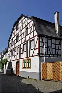 Paulusstraße 718. Jahrhundert