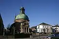 Kirche St. Joseph, neben der Tourismusauskunft im Zentrum Waterloos