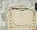 Ehrenreich Schneeweiß von Arnoldstein Grabsteinplatte in Hallein Stadtkirche, der obere Teil fehlt