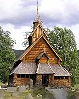 Westseite der Stabkirche, 2005