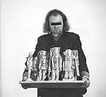 Ein Herrgöttli kommt selten allein, Osmar Osten, Aluminum, 2000
