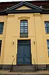 Eingangsrisalit mit Barocker Portaltür