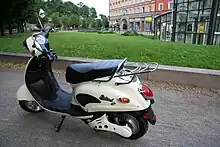 Schwedischer Nostalgie-E-Roller