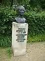 Büste von 1989 in München-Milbertshofen