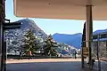 Empfangsbereich Bahnhof Lugano mit Monte Brè im Hintergrund (2018)
