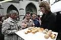 Eröffnungs-Apéro auf dem Münsterplatz