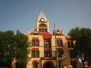 Das Erath County Courthouse in Stephenville, gelistet im NRHP mit der Nr. 77001441