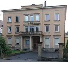 Erlanger Straße 19, ehemalige Nervenklinik für „gemüthskranke Israeliten“