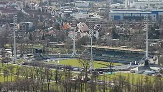 Das Ernst-Abbe-Sportfeld 2013 vor dem Abriss der Flutlichtmasten