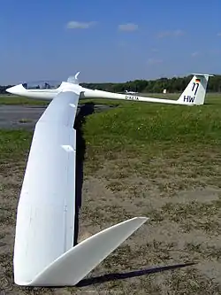 Eta Werknr. 1 auf dem Flughafen Lübeck-Blankensee