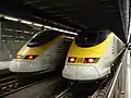 Zwei Eurostarzüge warten