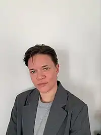 Portraitfoto von Evan Tepest