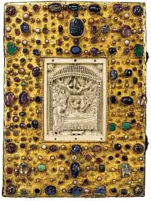 Elfenbein-Einbandtafel des Evangeliars Ottos III., byzanthinisch, etwa 997 bis 1000