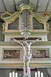 Orgel und Kruzifix