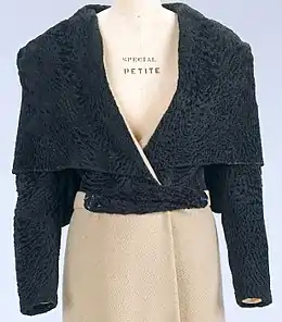 Schwarzgefärbte Buenojacke, 1932/33 (Design Jeanne Lanvin, jetzt im Metropolitan Museum of Art)