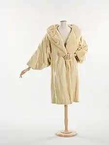 Nerz-Abendmantel(ca. 1926)