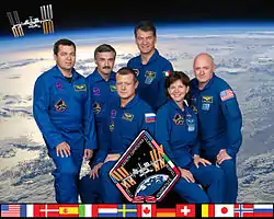 v. l. n. r.: Oleg Skripotschka, Alexander Kaleri, Dmitri Kondratjew, Paolo Nespoli, Catherine Coleman und Scott Kelly