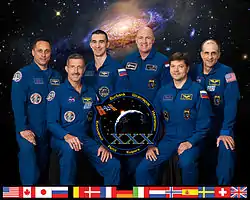 v. l. n. r.: Anton Schkaplerow, Daniel Burbank, Anatoli Iwanischin, André Kuipers, Oleg Kononenko und Donald Pettit