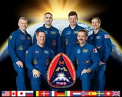 v. l. n. r.: Oleg Nowizki, Kevin Ford, Jewgeni Tarelkin, Roman Romanenko, Chris Hadfield und Thomas Marshburn