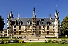 Herzogspalast in Nevers, erbaut ab 1460 für Johann II.