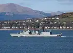 Die Fregatte Bremen (F 207) der Deutschen Marine bei Kilcreggan