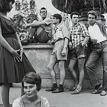 Studenten am Geschwister-Scholl-Platz, München (vor&nbsp;1962)