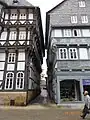 Mehrfache Auskragungen im Fachwerk-Stockwerksbau (Goslar)