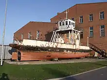Das alte Fährschiff Wittow in Barth, nun an Land (April 2010)