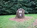 Am Gipfel steht seit Mai 2008 dieser Gipfelstein