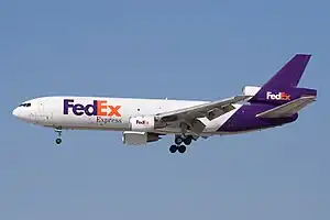 Modernisierter DC-10-Frachter der FedEx