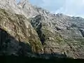Blick vom Strassenende auf die Wände der Engelhörner