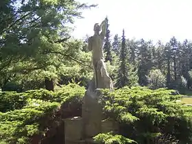 Auferstehender Jüngling, Grabmal Plato Scutari, Südfriedhof Leipzig