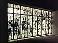 Bleiverglaste Fensterwand in der Aussegnungshalle Bad König, Glas, ca. 12 m lang, 1956